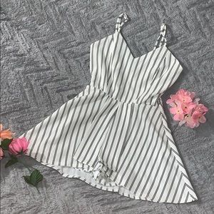 SHORT JUMPSUIT VERY CUTE.!💕 SLIDE to LAST IMAGE🥰